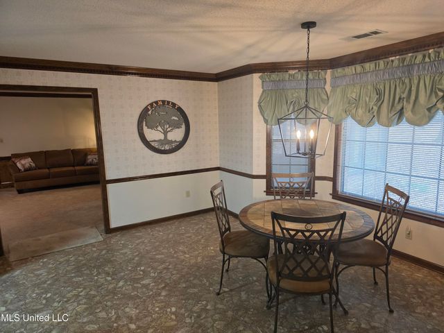 8625 Deer Creek Circle, Olive Branch, MS 38654