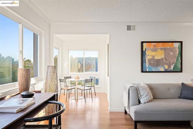 1000 Evergreen Terrace 1205, San Pablo, CA 94804