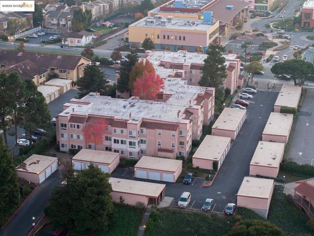 1000 Evergreen Terrace 1205, San Pablo, CA 94804