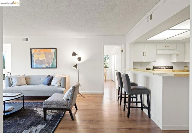 1000 Evergreen Terrace 1205, San Pablo, CA 94804