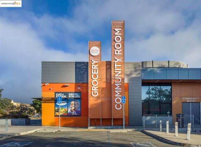 1000 Evergreen Terrace 1205, San Pablo, CA 94804