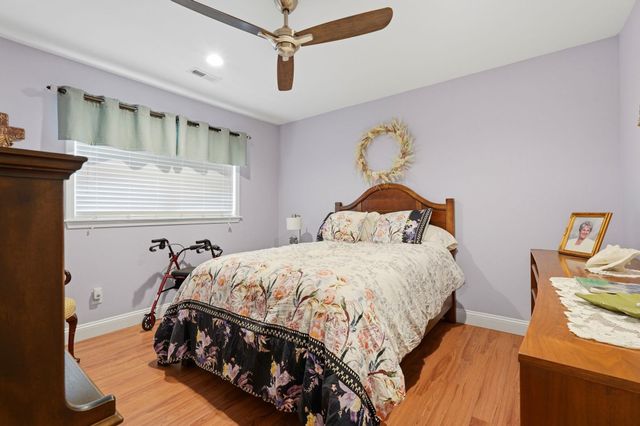 4625 Boxwood Dr., Myrtle Beach, SC 29588