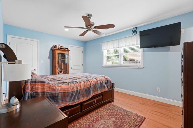 4625 Boxwood Dr., Myrtle Beach, SC 29588