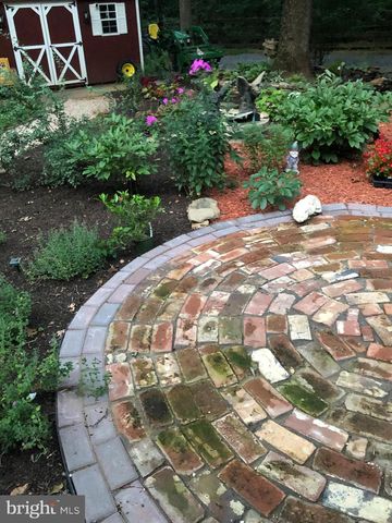 12080 AXLINE RD, Lovettsville, VA 20180