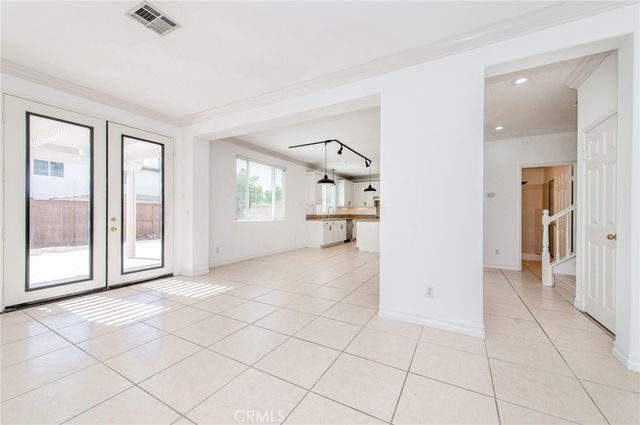 6915 Cedar Creek, Eastvale, CA 92880