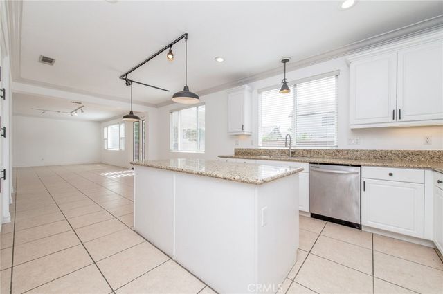6915 Cedar Creek, Eastvale, CA 92880
