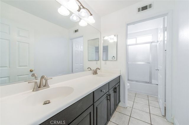 6915 Cedar Creek, Eastvale, CA 92880