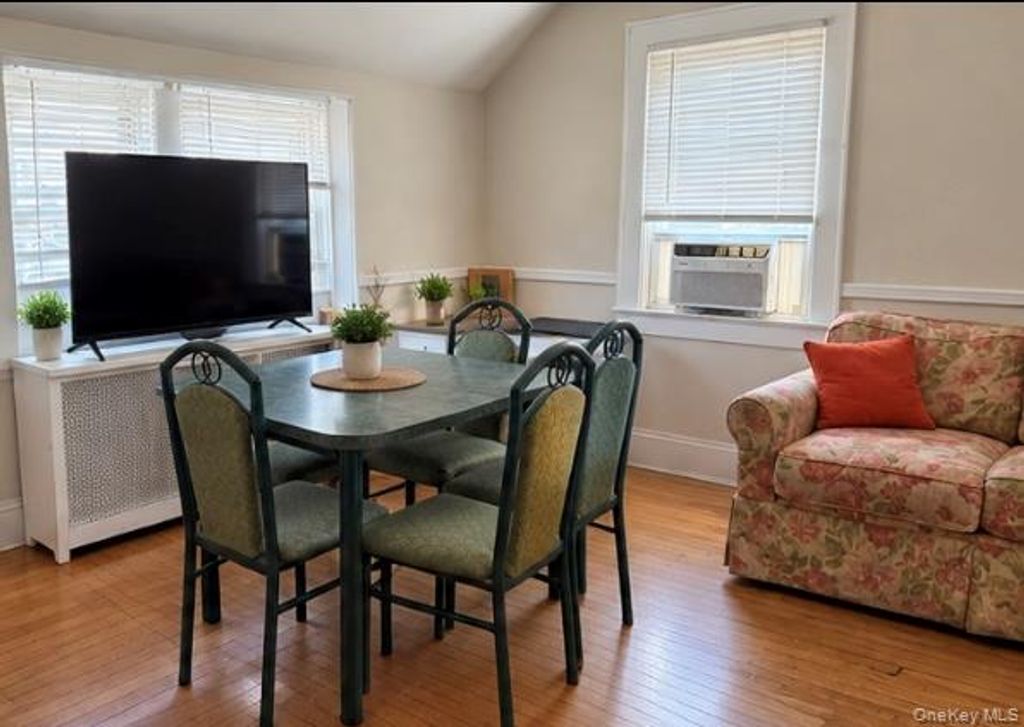 4 Primrose Lane, Hempstead, NY 11550 — photo 3