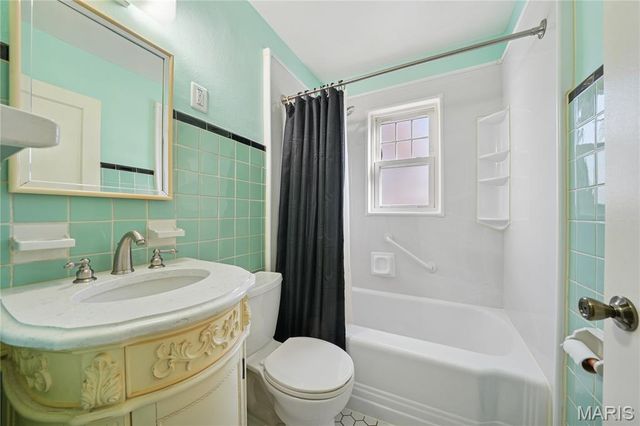 7816 Genesta Street, St Louis, MO 63123