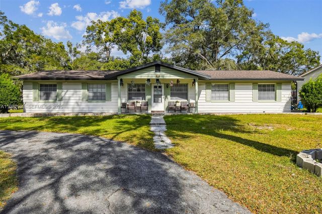 25309 Carnoustie Drive, Sorrento, FL 32776