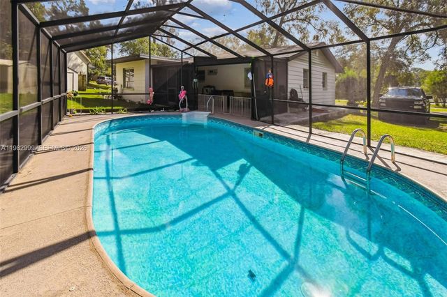 25309 Carnoustie Drive, Sorrento, FL 32776