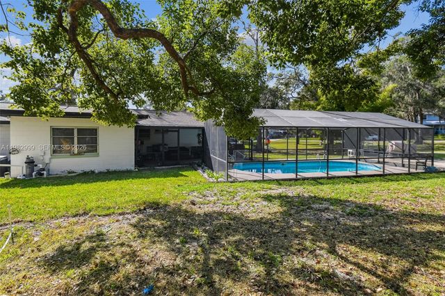 25309 Carnoustie Drive, Sorrento, FL 32776