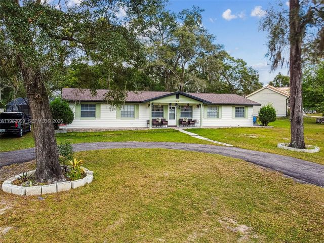 25309 Carnoustie Drive, Sorrento, FL 32776