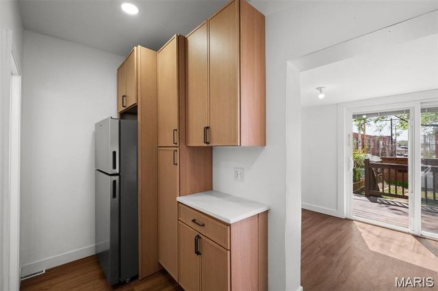 4936 Shaw Avenue, St Louis, MO 63110