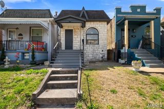 4936 Shaw Avenue, St Louis, MO 63110