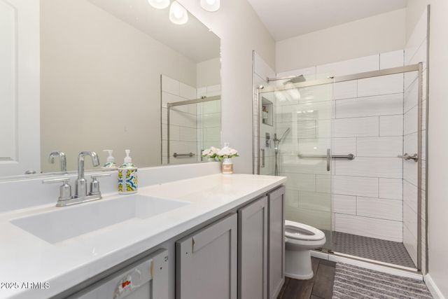 1927 W PLUM Road, Phoenix, AZ 85085