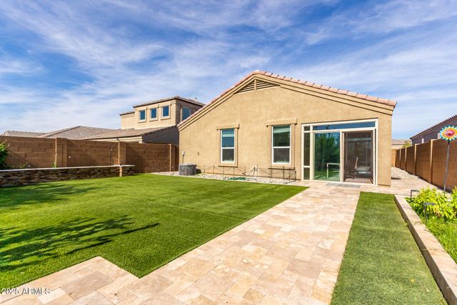 1927 W PLUM Road, Phoenix, AZ 85085