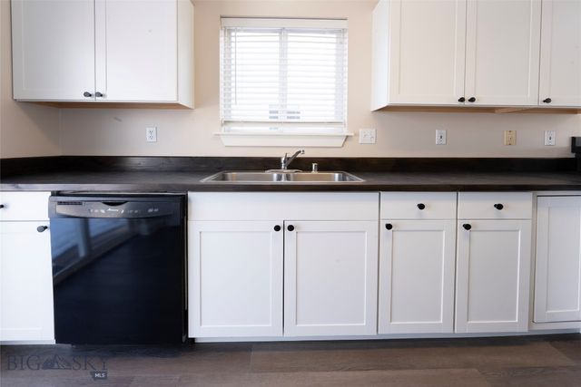 306 Golden Valley Drive, Bozeman, MT 59718