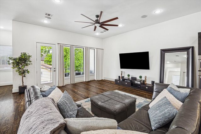 1505 Detering Street, Houston, TX 77007