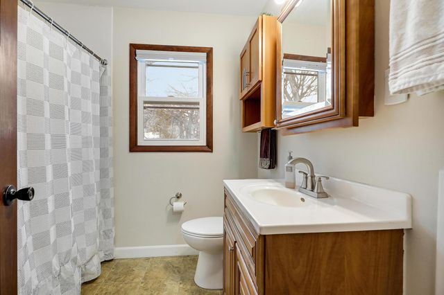 2909 109th Avenue NW, Coon Rapids, MN 55433