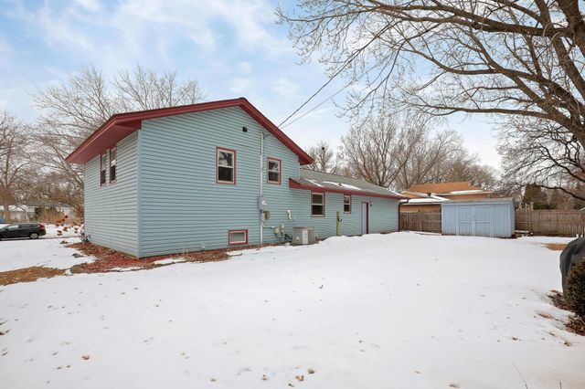 2909 109th Avenue NW, Coon Rapids, MN 55433