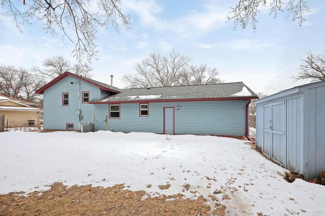 2909 109th Avenue NW, Coon Rapids, MN 55433