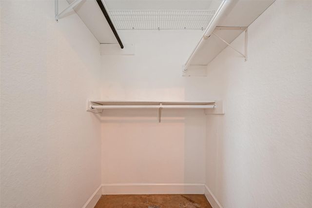 311 Baycrest Drive, League City, TX 77573