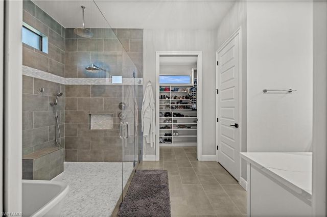 2818 Old Burnt Store RD N, Cape Coral, FL 33993