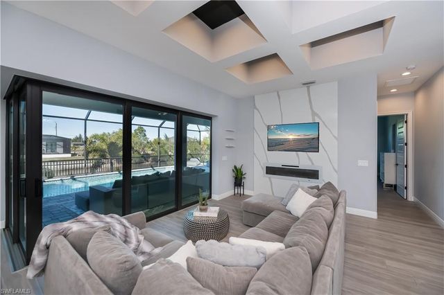 2818 Old Burnt Store RD N, Cape Coral, FL 33993