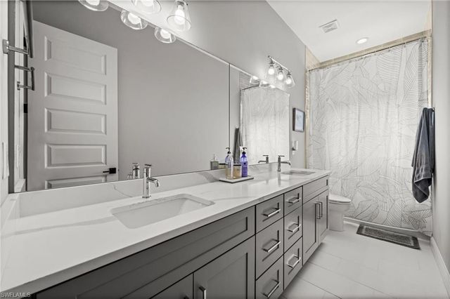 2818 Old Burnt Store RD N, Cape Coral, FL 33993