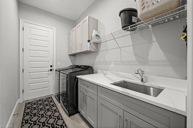 2818 Old Burnt Store RD N, Cape Coral, FL 33993