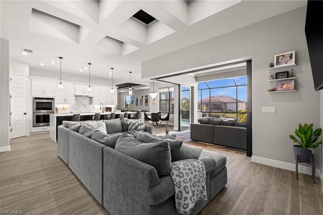 2818 Old Burnt Store RD N, Cape Coral, FL 33993