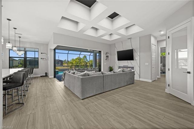 2818 Old Burnt Store RD N, Cape Coral, FL 33993