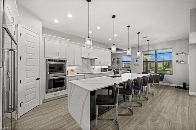 2818 Old Burnt Store RD N, Cape Coral, FL 33993