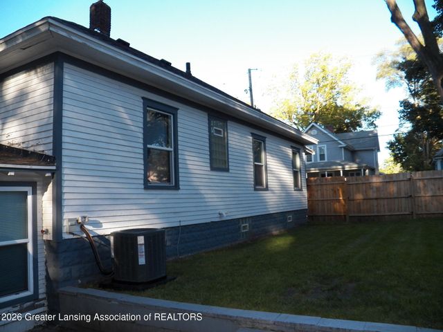 1317 N Walnut Street, Lansing, MI 48906