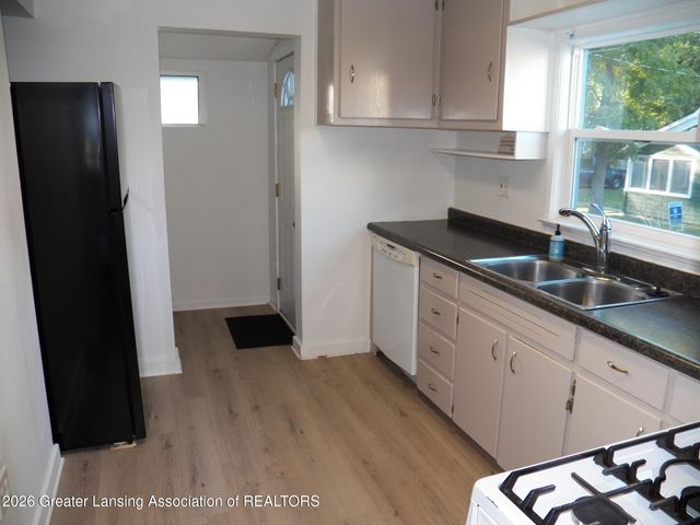 1317 N Walnut Street, Lansing, MI 48906