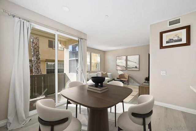 5074 Cascade Way 102, Oceanside, CA 92057