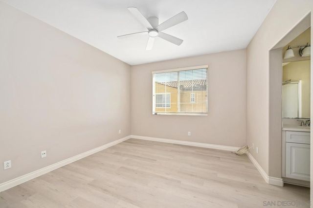 5074 Cascade Way 102, Oceanside, CA 92057