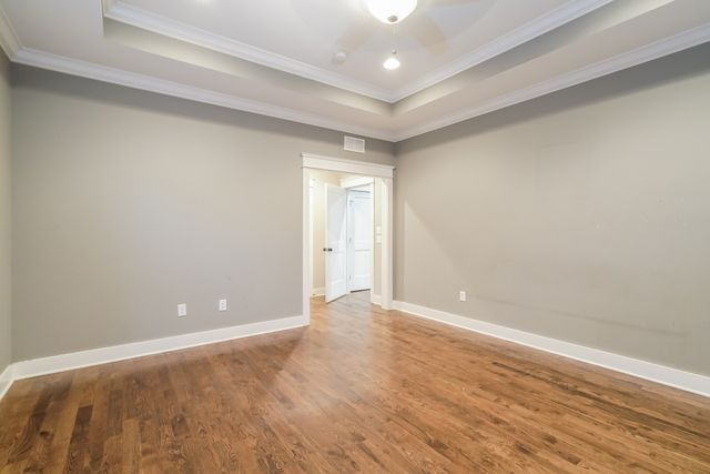 521 Autumnstone Ln, Bowling Green, KY 42103
