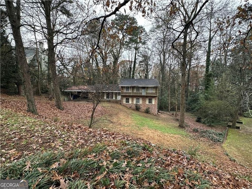 805 Loridans Circle NE, Atlanta, GA 30342