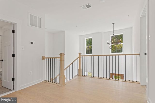 14501 PEDDICORD RD, Mount Airy, MD 21771