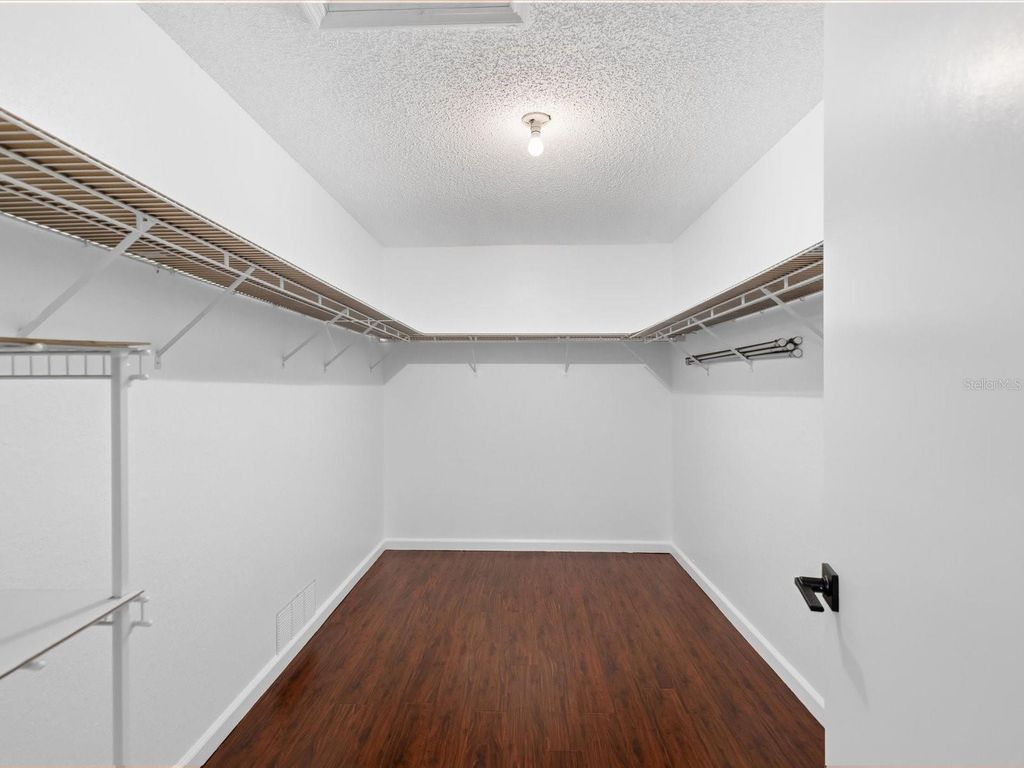 Image 25 of property listing at 2089 DANFORTH ROAD, Spring Hill, FL 34608