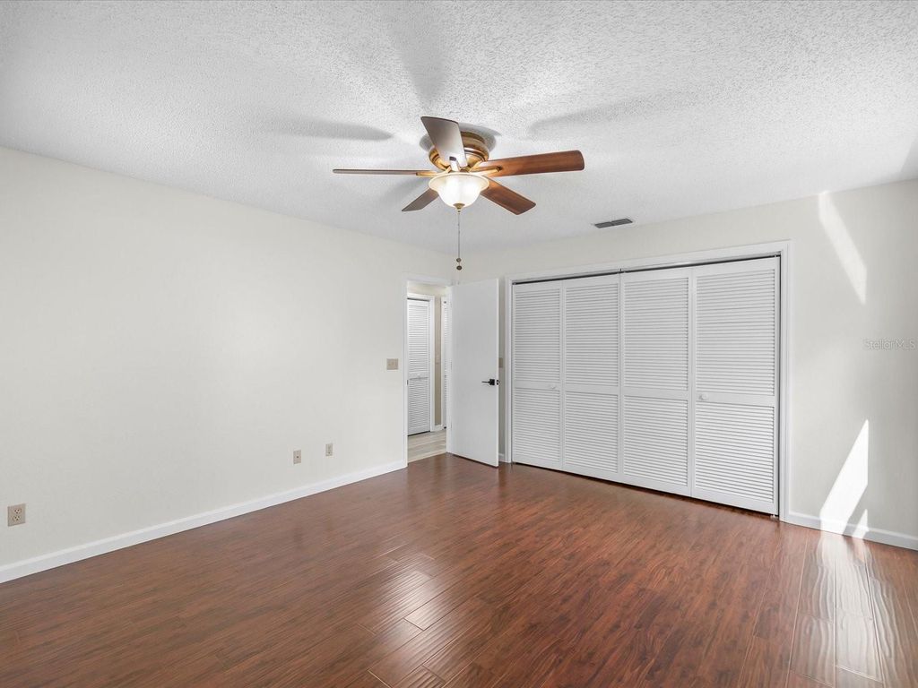 Image 37 of property listing at 2089 DANFORTH ROAD, Spring Hill, FL 34608