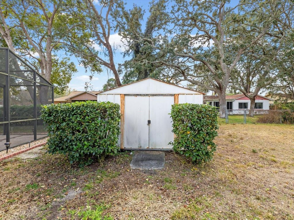 Image 50 of property listing at 2089 DANFORTH ROAD, Spring Hill, FL 34608