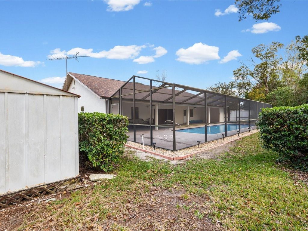 Image 51 of property listing at 2089 DANFORTH ROAD, Spring Hill, FL 34608