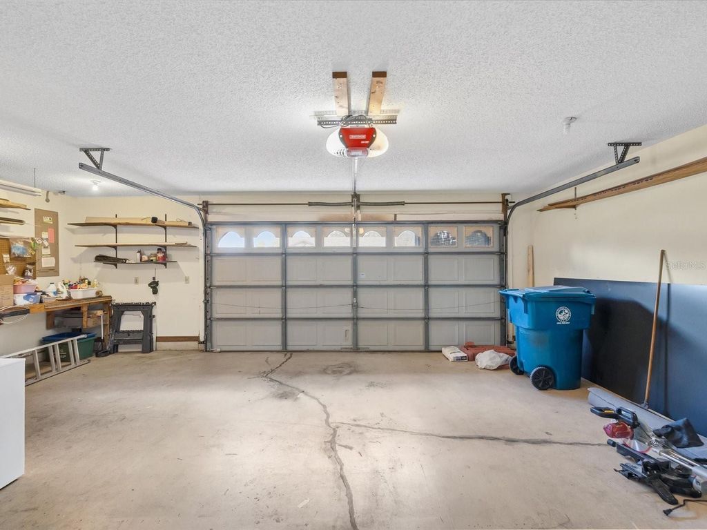 Image 55 of property listing at 2089 DANFORTH ROAD, Spring Hill, FL 34608