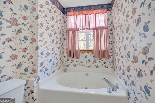 2067 Brandy Woods Drive SE, Conyers, GA 30013