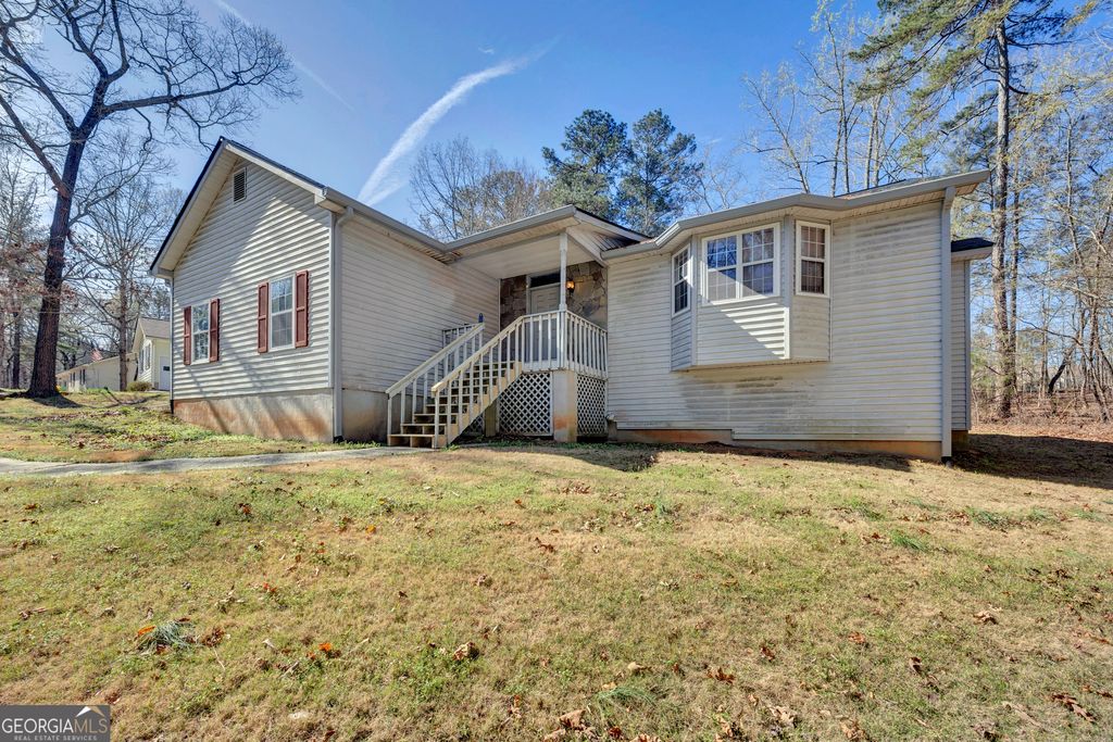 2067 Brandy Woods Drive SE, Conyers, GA 30013