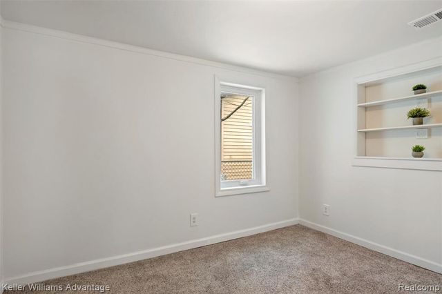 1345 Hendricks Way, Waterford, MI 48328