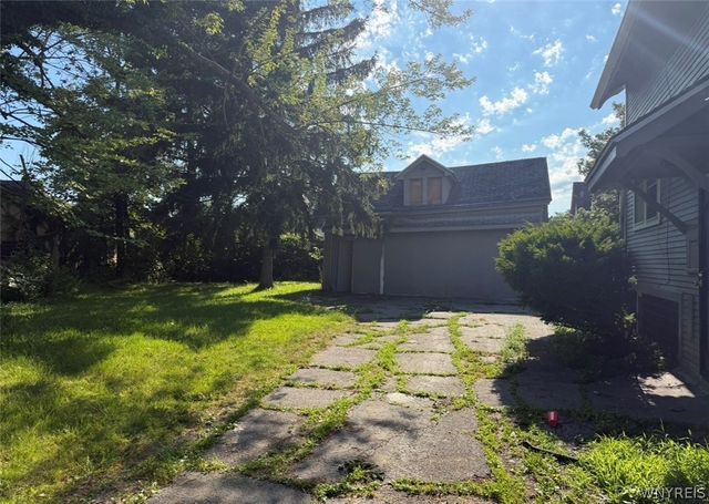 14 Thatcher Avenue, Buffalo, NY 14215